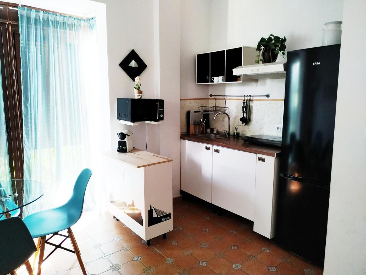 Style Apartment El Patio Triana Севилья Экстерьер фото
