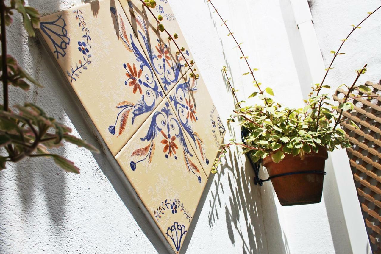 Style Apartment El Patio Triana Севилья Экстерьер фото